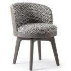 стол fendi casa doyle leather legs