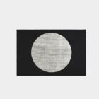 килим tom dixon disc black and white